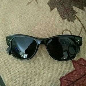 Oliver Peoples Sunglasses